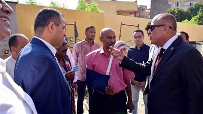 محافظ الأقصر يتفقد أعمال الرصف والتجميل بحوض 18 وعدد من شوارع المدينة الحيوية