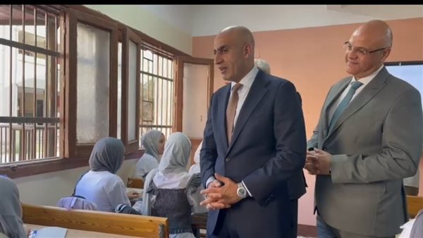 محمد عبد اللطيف وزير