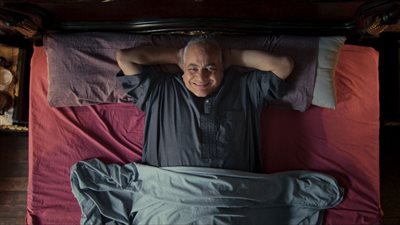 كل حاجة فيه غلط.. أبطال السادة الأفاضل يروجون للفيلم على طريقتهم الخاصة