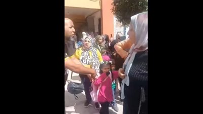 مش عارفين مكان ولادنا ولا اتسكنّوا.. غضب أولياء أمور طلاب مدرسة الشهيد أحمد أبو الدهب بعد نقلهم لأخرى بالجيزة