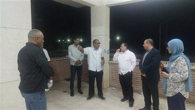 رئيس جامعة جنوب الوادي يناقش إنشاء مركز خدمات بالمدن الجامعية للطالبات