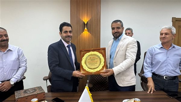 خلال اللقاء