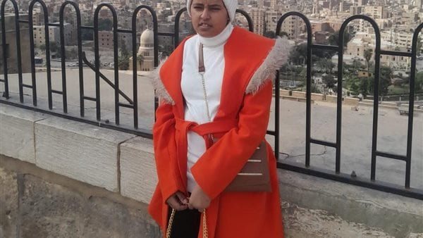 الطالبة آية السيد