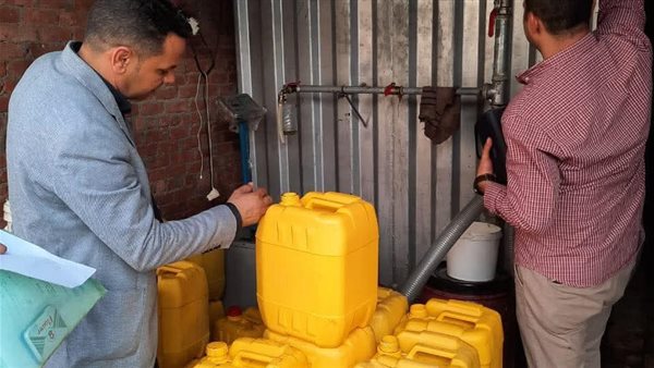 تعبئة الزيوت مجهولة