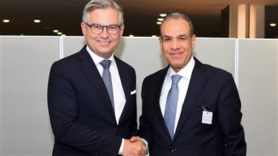 وزير الخارجية يلتقي المفوض الأوروبي للشئون الداخلية والهجرة على هامش أعمال الجمعية العامة للأمم المتحدة