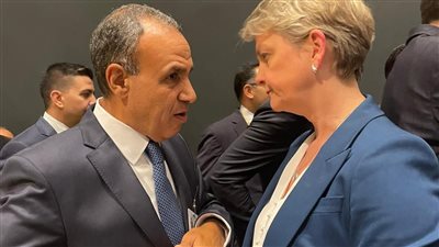 في لقاء مع نظيرته البريطانية.. وزير الخارجية يثمن إعلان بريطانيا الاعتراف بدولة فلسطين 