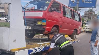 بعد نشر القاهرة 24.. مرور الإسكندرية تشن حملة لضبط سيارات الأجرة التي لا تحمل لوحات في المحمودية