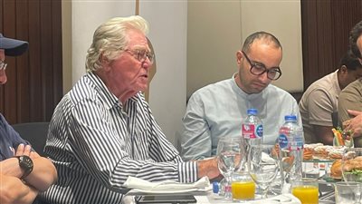 حسين فهمي: رفضتُ عرضًا بمليون دولار لرعاية مهرجان القاهرة لأنه مهرجان الدولة