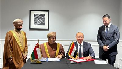 مصر وسلطنة عُمان توقعان مذكرة تفاهم في مجال الطيران المدني