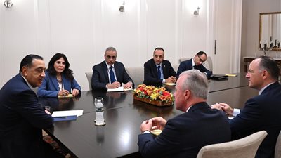 مدبولي يلتقي رئيس شركة بوينج لبحث تعزيز التعاون في قطاع الطيران على هامش اجتماعات الأمم المتحدة