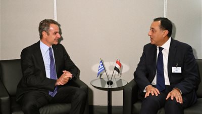 مدبولي يبحث مع رئيس وزراء اليونان تعزيز الشراكة الاستراتيجية ومشروع الربط الكهربائي