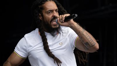 اللعبة انتهت يا إسرائيل.. مغني الراب بوب فيلان يقود حملة لإقصاء دولة الاحتلال من بطولات الكرة العالمية