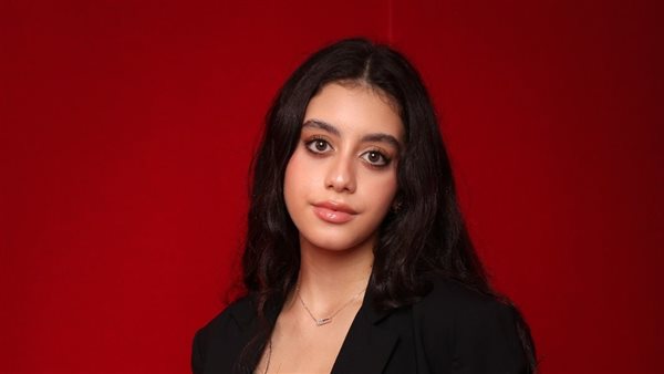 الفنانة ياسمينا العبد