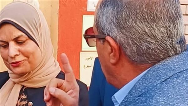 محافظ بورسعيد ومديرة