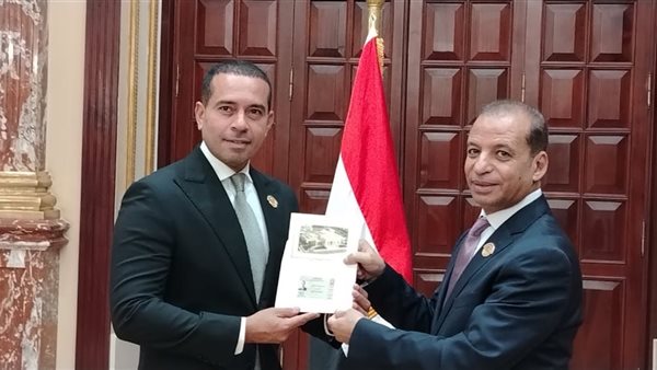 النائب محمد زكي بمجلس