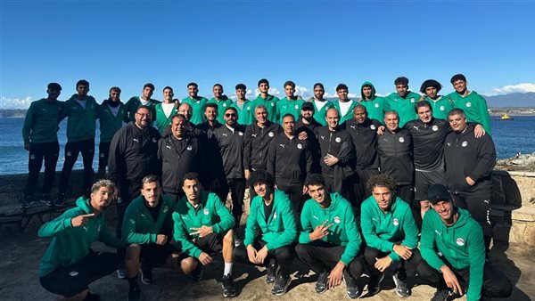 منتخب الشباب وجهازه