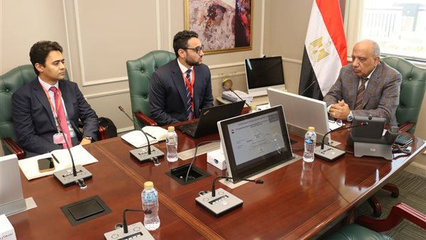 خلال اللقاء