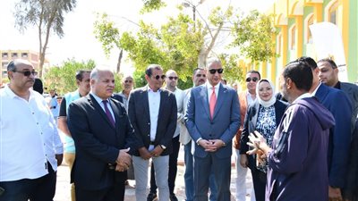 محافظ الفيوم يفتتح أعمال تطوير مبنى الإقامة بمدرسة الصم وضعاف السمع للبنين بدمو