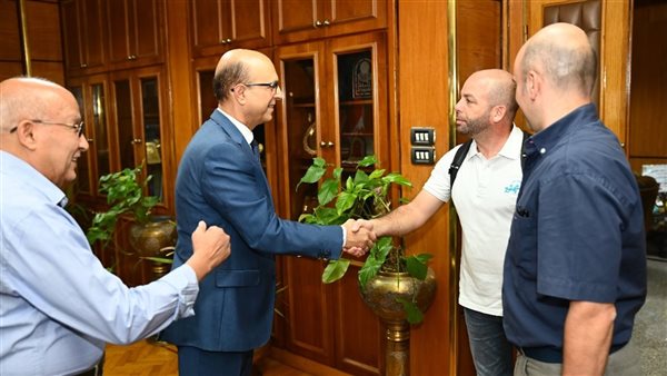 رئيس جامعة أسيوط