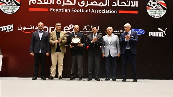 حفل تكريم أساطير