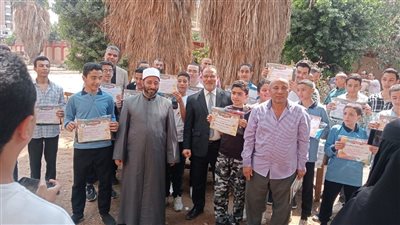 المنطقة الأزهرية بالقليوبية تكرم المتفوقين بمعهد بنها بنين في احتفالية متميزة 