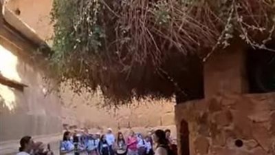 861 سائحا في زيارة للمقدسات الدينية بسانت كاترين | صور 