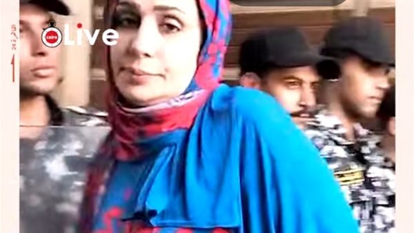 صاحبة المصنع