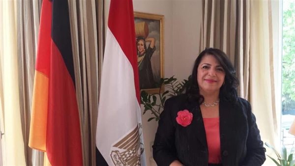 السفيرة إيمان محرم