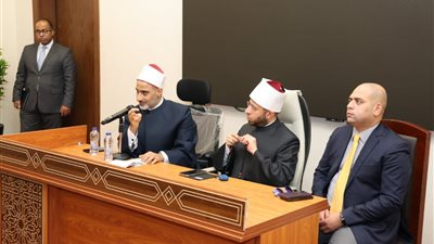 وزير الأوقاف يجتمع بمسئولي الإرشاد الديني ونشر الدعوة بالمديريات لبحث خطة العمل الدعوي