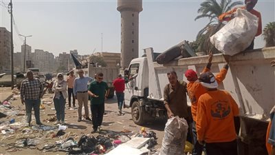 نائب محافظ القليوبية تقود حملة لإزالة الإشغالات ورفع المخلفات بشبرا الخيمة