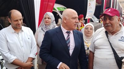 وكيل صحة القليوبية يتفقد القافلة الطبية المجانية بطوخ