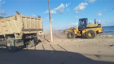 محافظ الإسكندرية يوجه برفع المخلفات من محيط المدارس وتفعيل خط ساخن على مدار 24 ساعة لشكاوى النظافة