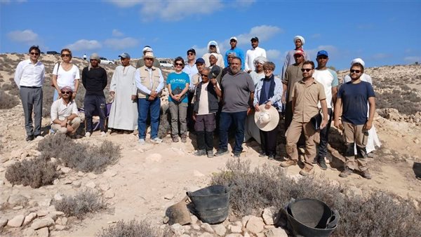 السفير الفرنسي يزور