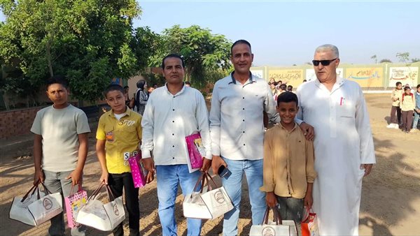 مدرسة بالمنوفية تكرم