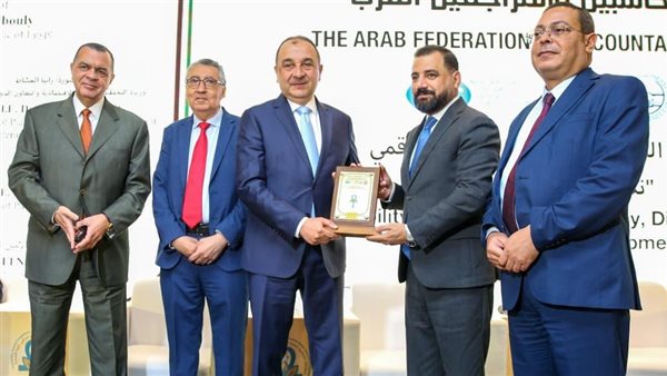 جانب من الجلسة الافتتاحية