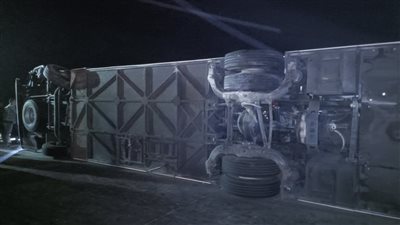 ارتفاع عدد ضحايا حادث انقلاب أوتوبيس بالمنيا لـ 4 أشخاص و15 مصابًا