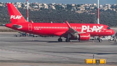 إغلاق شركة الطيران الأيسلندية فلاي بلاي بشكل مفاجئ وإلغاء ووقف جميع الرحلات والخدمات