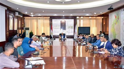 محافظ الأقصر: تذليل العقبات أمام ذوي الهمم ودمجهم في المجتمع