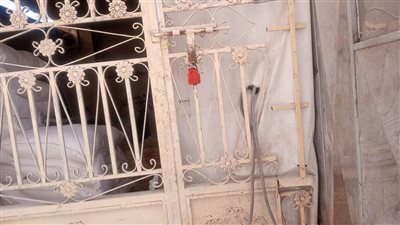 ضربات حاسمة ضد العشوائية.. غلق وتشميع 19 محلًا مخالفًا بالعبور الجديدة