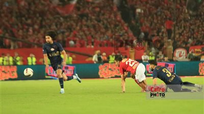 ناصر منسي بديلًا لـ عدي الدباغ في مباراة القمة بين الأهلي والزمالك