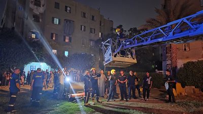 دون إصابات.. وزير الإسكان يوجّه بسرعة نقل سكان العمارة المتضررة بالحي السادس بمدينة 6 أكتوبر