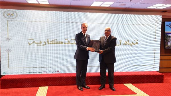 وزيرا الاتصالات وتكنولوجيا