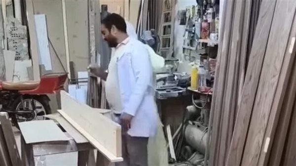 طالبة الطب ووالدها