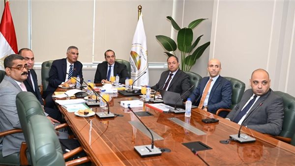 وزير الشئون النيابية