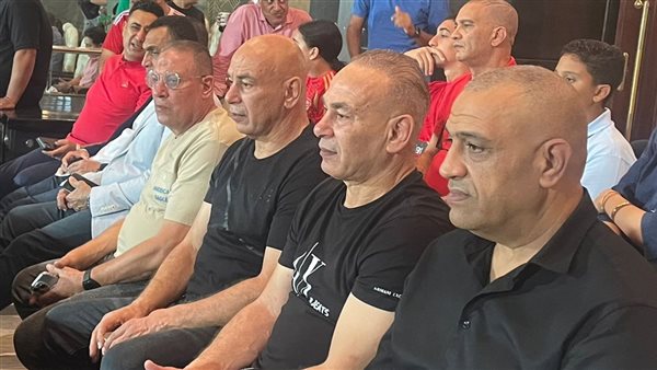 جهاز منتخب مصر يتابع