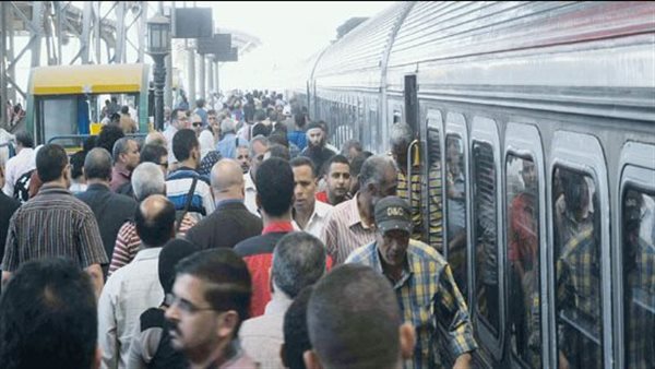 ازدحام بمحطات السكك