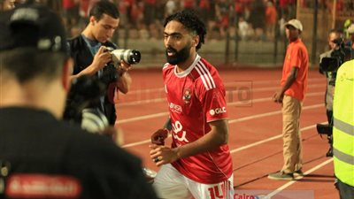 حسين الشحات: زيزو لاعب كبير ويقدر يشيل فريق كامل لوحده