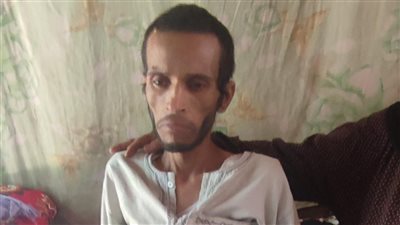 شيخ الأزهر يوجه بيت الزكاة المصري بالتواصل مع علاء مريض السرطان والشلل النصفي بسوهاج