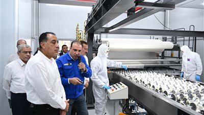 رئيس الوزراء يتفقد موقع إنشاء أكبر مصانع الثلاجات في مصر وإفريقيا والشرق الأوسط