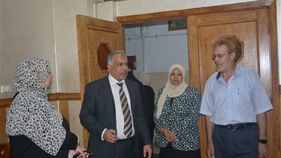 نائب رئيس جامعة الأزهر للوجه البحري يتابع انتظام الدراسة بفرع طنطا.. ويجري حوارًا مباشرًا مع الطلاب 